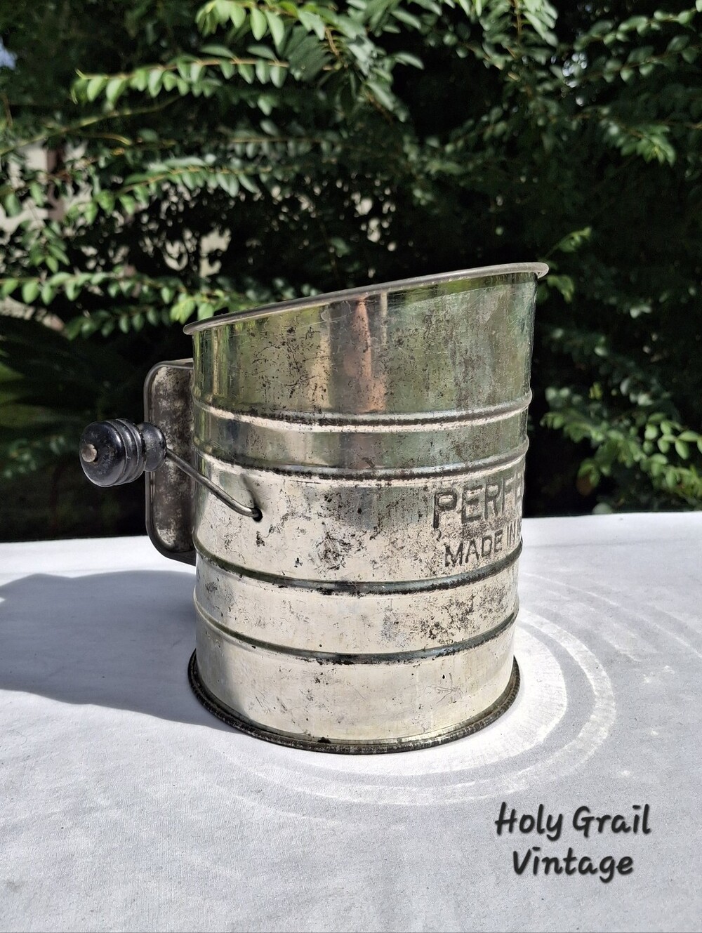 Vintage 1950's PERFECT Metal &Wood Handle Flour Sifter